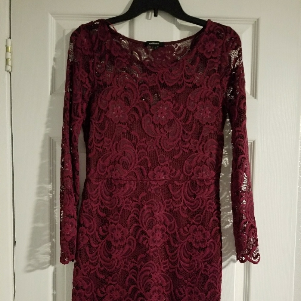 Dress - Picture 3 of 3